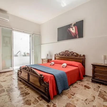 Carlentini House Bed & Breakfast Comiso