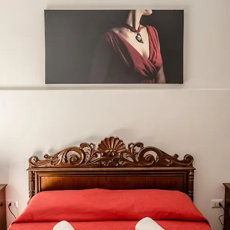 Bed & Breakfast Carlentini House