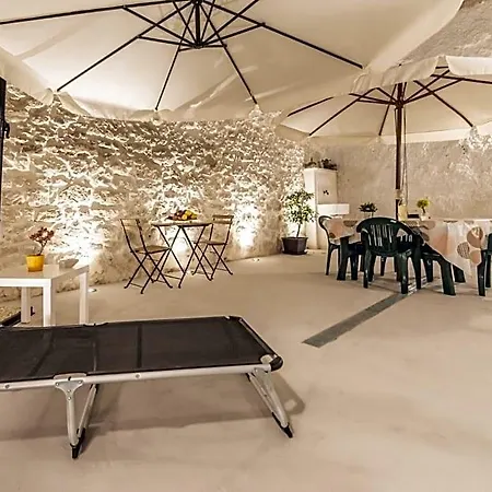Carlentini House Oda ve Kahvaltı Comiso