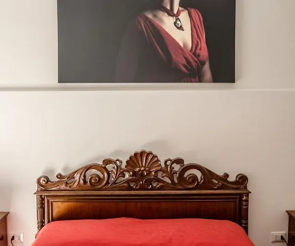 住宿加早餐酒店 Carlentini House